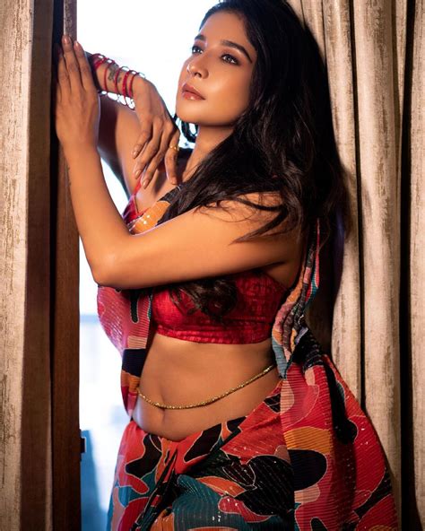 Actress Sakshi Agarwal Latest Hot Photo In Saree Hot Actresses