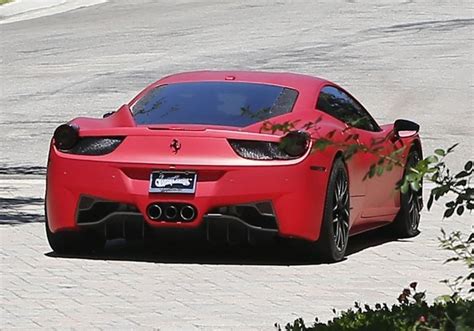 Justin Bieber Gives Selena Gomez A Ride Back Home In His Ferrari 458 Italia Autoevolution