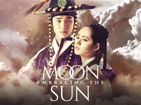 Moon Embracing The Sun Wallpapers Wallpaper Cave