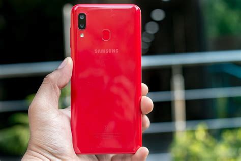 Samsung Galaxy A20 Review With Pros And Cons Should You Buy It