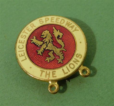 Vintage Speedway Leicester The Lions Metal Enamel Vertical Pin Badge By