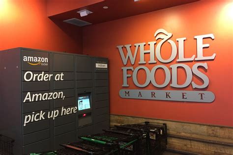 Shoppers only work in the store and do not delivery groceries. Whole Foods Workers Say Amazon Prime Shoppers Are ...