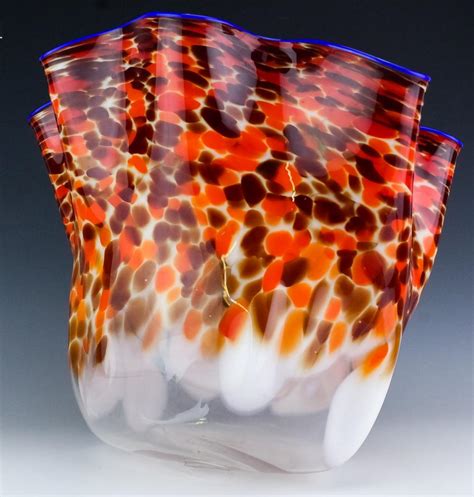 Sold Price Dale Chihuly Seaform Art Glass 18 Vase Vessel 84 October 3 0119 1 00 Pm Edt
