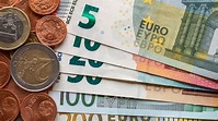 EUR/USD: Euro Slips On Profit Taking After Strong Week | Currency Live