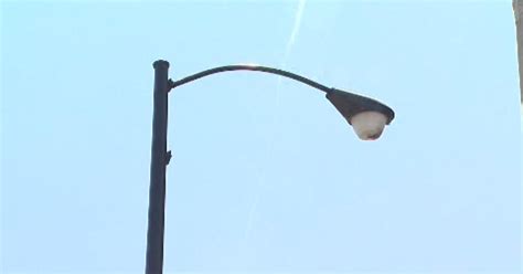 Led Streetlights Popping Up In Chicago Cbs Chicago