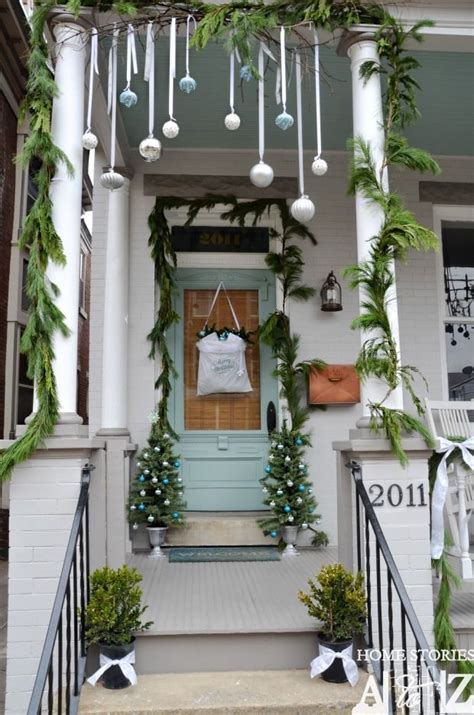 See more ideas about christmas decorations, christmas, outside christmas decorations. 10 Outside Christmas Decorations for Your Front Porch