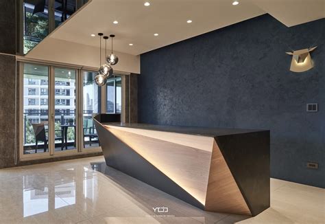 Pin By 張浚澤 On 室 ┃櫃台┃ Counter。 Office Reception Table Design Modern