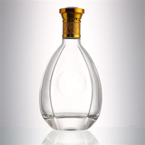 High Quality Luxury 500 Ml Clear Empty Glass Bottle Whisky Liquor Wine Glass Bottle With Crown