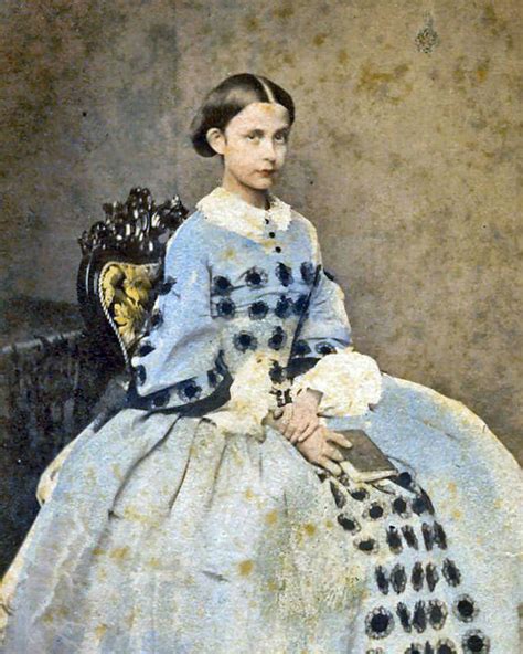 25 Incredible Hand Tinted Photos Of Victorian Girls History Daily