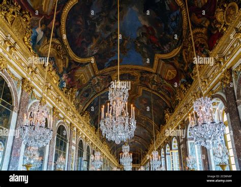 Versailles Hall Of Mirrors Hi Res Stock Photography And Images Alamy