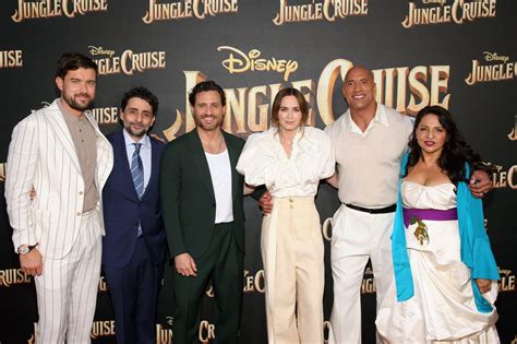 Jungle Cruise World Premiere Dwayne Johnson Emily Blunt Dgar Ram Rez And More Mike The