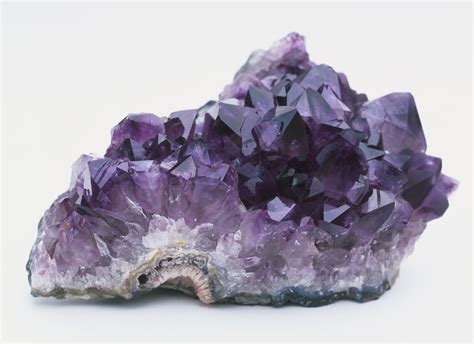 Amethyst Use In Healing Feng Shui And Jewelry