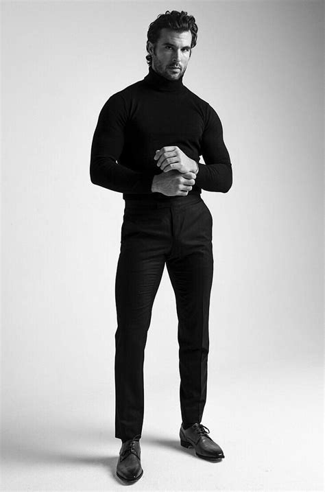 Pin By Albanypk Latino On My Style Mens Photoshoot Poses Male Portrait Poses Male Models Poses