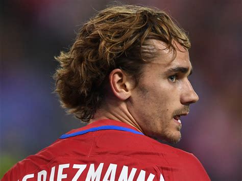 Here is the antoine griezmann longer haircut and hairstyle he currently has. Manchester United confident of clinching Antoine Griezmann ...