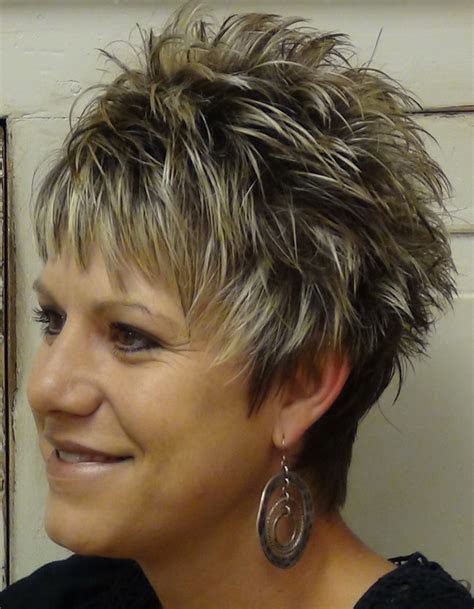 41 Classy And Simple Short Hairstyles For Older Women Hairdo Hairstyle