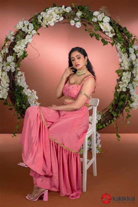 Actress Abhirami Venkatachalam Latest Photoshoot Bigg Boss Tamil