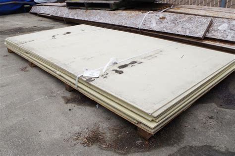12 4x8 Fiber Cement Siding Panels Some Edge Damage