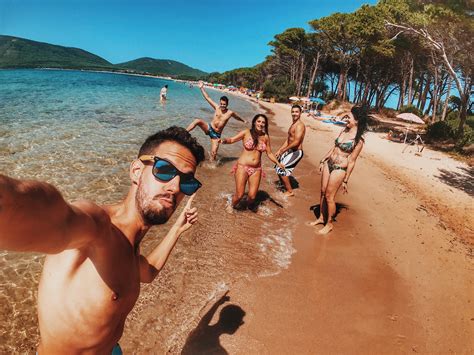 Banco de imagens People on beach de praia período de férias Diversão verão turismo mar