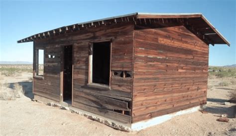 This Guy Transformed An Old Abandoned Shack In The Desert Into