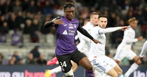 Multiple sources including sky sport italia claim the deal is. Leeds set for huge defender blow as Chelsea prepare to ...