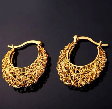 Selling gold for cash, sell gold near me, where to sell gold in gurgaon, gold jewelry buyer in delhi. Sell Gold Jewelry Near Me #GoldJewelryArmoire id:2771512930 #realgoldjewellery | Hoop earrings ...
