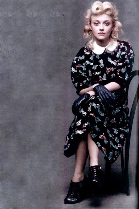 Dakota And Elle Fanning Sisters In Vogue Wonderlover