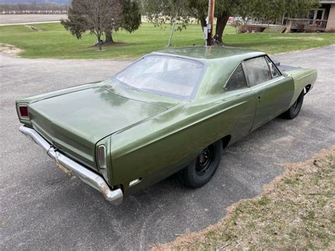 1969 Plymouth Road Runner 2 Barn Finds