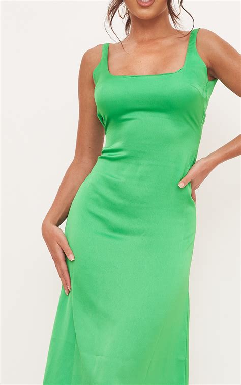 Green Textured Satin Low Back Maxi Dress Prettylittlething Aus