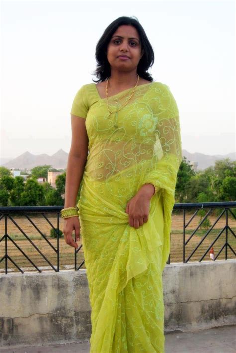 Sexy Woman Latest Telugu Hot Aunties Photos