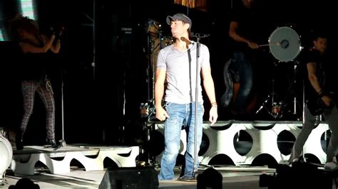 Enrique Iglesias Euphoria Tour Intro Youtube