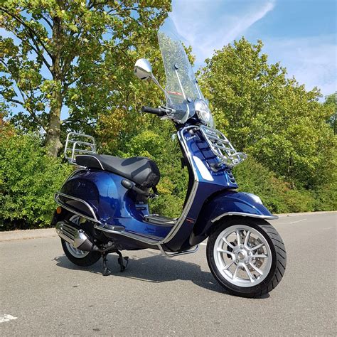 The vespa scooter has been many things to many people. Vespa Primavera RST Blue Custom - De Betuwe Scooters ...