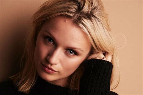 Humans Emily Berrington On Playing A Kick Arse Ai And The Battle