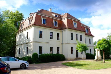 Wohnung leipzig wahren ab 70.000 €, vermietete zweizimmerwohnung in gepflegter umgebung, gut angebunden. Herrenhaus Wahren - Leipzig-Days