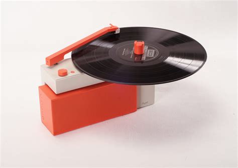 This New Portable Turntable Has A Detachable Bluetooth Speaker