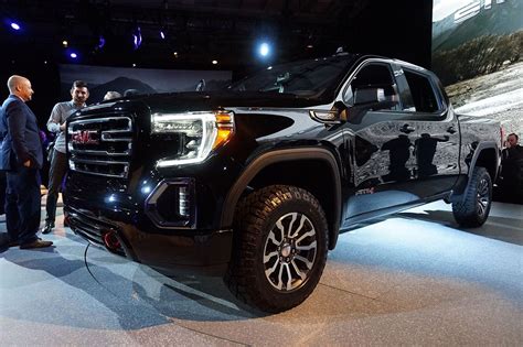2019 Gmc Sierra At4 Tries To Elevate Off Roading Off Blog