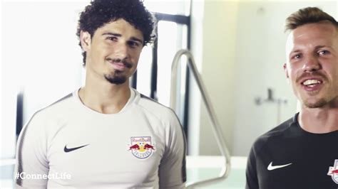 .den starken gegner austria lustenau видео fc rb salzburg trainer marco rose: FC Red Bull Salzburg - Vernetztes Training - YouTube