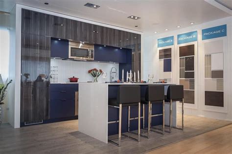 Our team is with you from choosing the materials process, to templating, fabrication and installation. @mosconemarble #quartz #countertops @FLOcondo #Toronto we ...