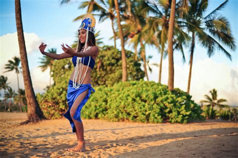 Hawaii Dance Studio Graduation Luau and The Best Hula Lessons On Oahu