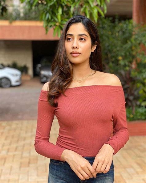 instant bollywood on instagram “janhvi kapoor s this sensuous dusky look is winning the