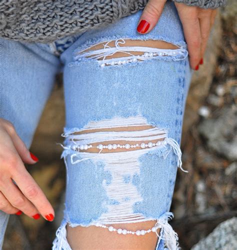 52 Diy Ripped Jeans How To Make Natural Looking Distressed Jeans
