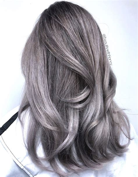 40 Bombshell Silver Hair Color Ideas För 2021 Cargo Blog