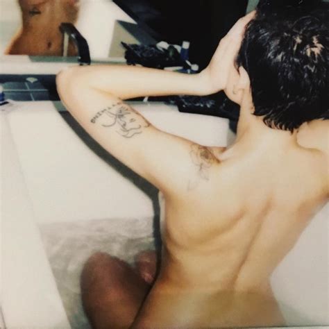 Halsey Nude And Sexy Photos The Fappening