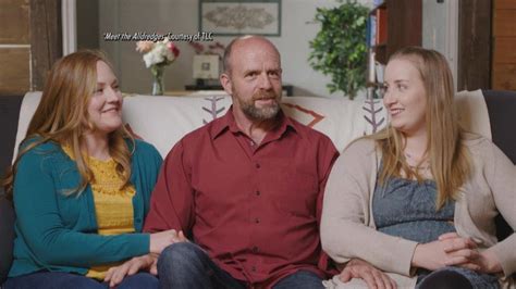 Meet A Family Engaged In A Polygamist Relationship Youtube