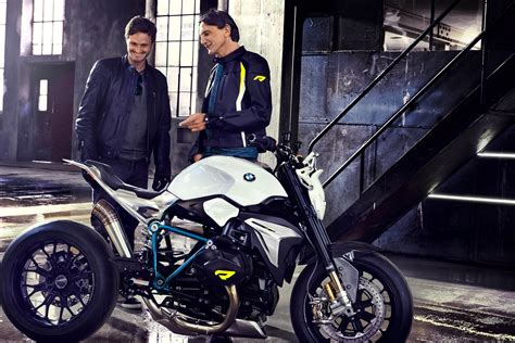 Bmw Motorrad Concept Roadster Is Boxer Ducati Fighter