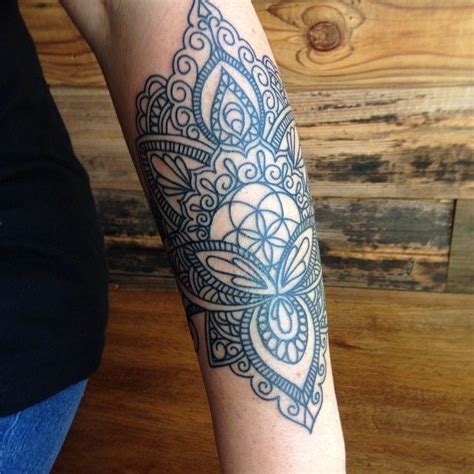 Looking for henna tattoo ideas? Really clean wrist lower arm tattoo by Colby @colbsnatch #mandala #henna #hennatattoos # ...