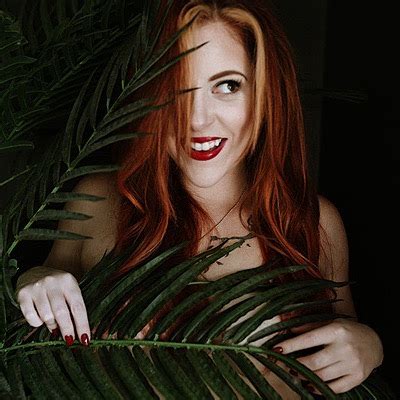Redhead Jade Instagram Linktree