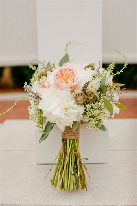 How To Create A Rustic Bridal Bouquet