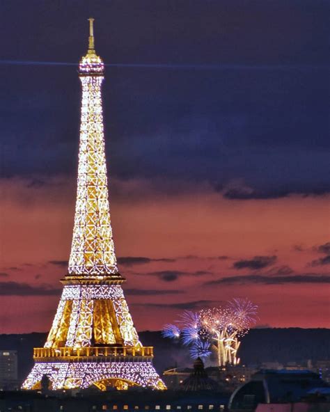 Instagram Ludo Paris Tour Eiffel Surprise Eiffel Tower Around The