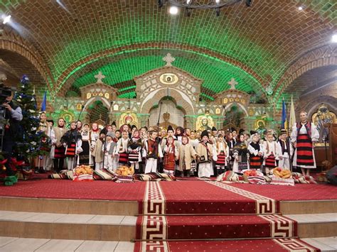 Concert De Colinde La Catedrala Episcopală „sfânta Treime Eziarultău