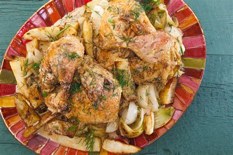 Cast iron roast chicken calls for just 3 ingredients and one skillet. Cast-Iron Skillet Chicken with Fennel, Potato, Onion and Roasted Garlic (With images) | Chicken ...
